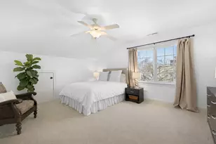 236 Holmes Ave, Clarendon Hills, IL 60514 - Photo 24