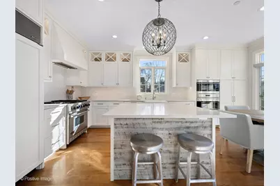 236 Holmes Avenue, Clarendon Hills, IL 60514 - Photo 10