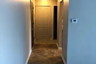 2208 Country Club Dr, Woodridge, IL 60517 - Photo 6