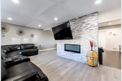 5227 S Neenah Avenue, Chicago, IL 60638 - Photo 4