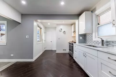 5227 S Neenah Avenue, Chicago, IL 60638 - Photo 8