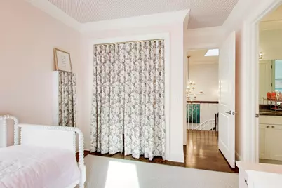 2935 N Seeley Avenue, Chicago, IL 60618 - Photo 32