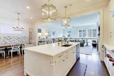 2935 N Seeley Avenue, Chicago, IL 60618 - Photo 10