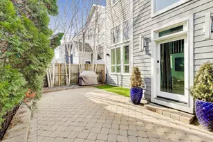 2935 N Seeley Ave, Chicago, IL 60618 - Photo 54