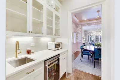 2935 N Seeley Avenue, Chicago, IL 60618 - Photo 12