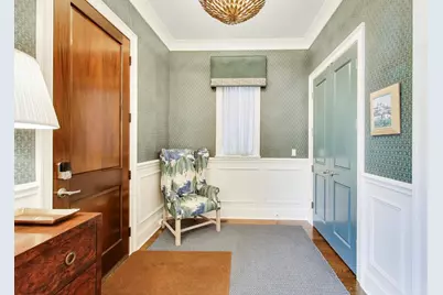 2935 N Seeley Avenue, Chicago, IL 60618 - Photo 2