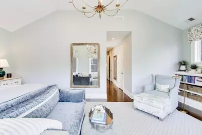 2935 N Seeley Avenue, Chicago, IL 60618 - Photo 24