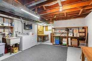 648 Thunderbird Trail, Carol Stream, IL 60188 - Photo 16