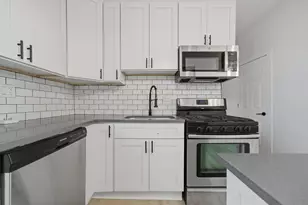 2420 S Sawyer Ave, Chicago, IL 60623 - Photo 6