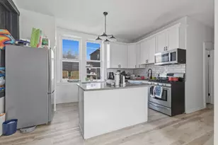 2420 S Sawyer Ave, Chicago, IL 60623 - Photo 18