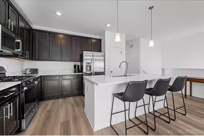 [Address not provided], South Elgin, IL 60177 - Photo 4