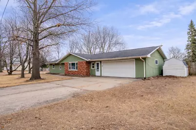 300 Highland Avenue, Erie, IL 61250 - Photo 1