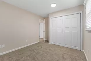 300 Highland Ave, Erie, IL 61250 - Photo 14