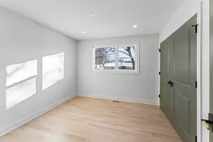 700 Florence Dr, Park Ridge, IL 60068 - Photo 28