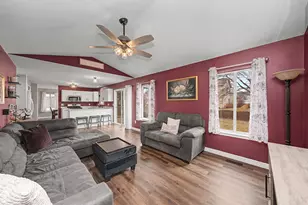 1658 Fiddyment Dr, Romeoville, IL 60446 - Photo 10