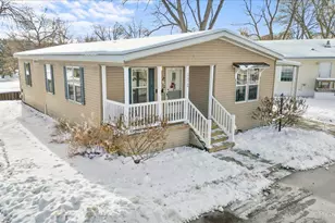 173 Northshore Rd, Elgin, IL 60123 - Photo 4