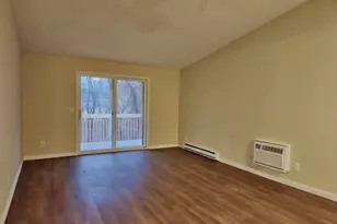 5303 Sandpiper Pl, Loves Park, IL 61111 - Photo 2