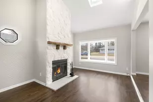 39525 N Highview Dr, Antioch, IL 60002 - Photo 12