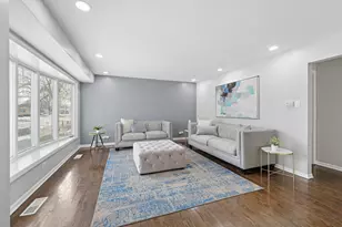 248 N Gay Ct, Glenwood, IL 60425 - Photo 4