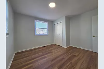 331 Lawn Terrace, Round Lake, IL 60073 - Photo 8