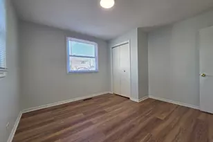 331 Lawn Terrace, Round Lake, IL 60073 - Photo 8