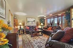 411 W Diversey Ave, Addison, IL 60101 - Photo 8