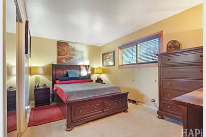 411 W Diversey Avenue, Addison, IL 60101 - Photo 12