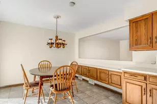 6429 W 114th St, Worth, IL 60482 - Photo 6