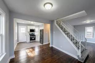 237 E 143rd St, Dolton, IL 60419 - Photo 2