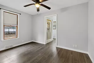 139 Elm St, Dekalb, IL 60115 - Photo 8