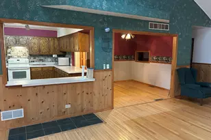 2317 Hess Dr, Crest Hill, IL 60403 - Photo 4