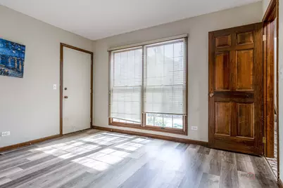 851 Sutton Court, Lincolnshire, IL 60069 - Photo 4