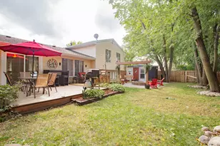 1040 Borden Dr, Roselle, IL 60172 - Photo 34