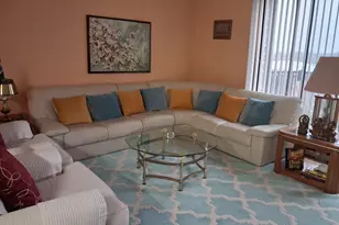 9701 N Dee Rd, Niles, IL 60714 - Photo 2