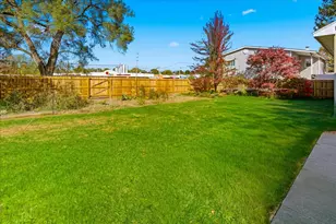 317 E Dearborn St, Plano, IL 60545 - Photo 30