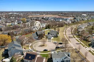 1948 Barrington Ct, Aurora, IL 60503 - Photo 36