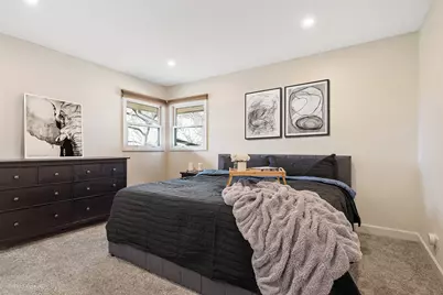 11N958 Almora Terrace, Elgin, IL 60124 - Photo 10