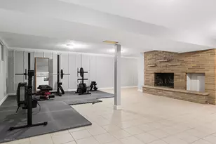 11N958 Almora Terrace, Elgin, IL 60124 - Photo 18