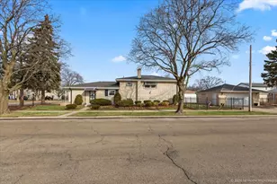 8855 S Richmond Ave, Evergreen Park, IL 60805 - Photo 28