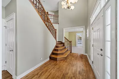 7N072 Willowbrook Drive, Saint Charles, IL 60175 - Photo 4