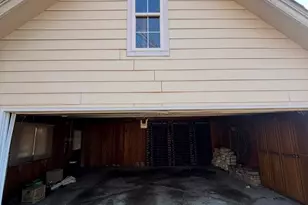 310 N Prairie Ave, Joliet, IL 60435 - Photo 2