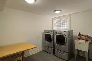 310 N Prairie Ave, Joliet, IL 60435 - Photo 26