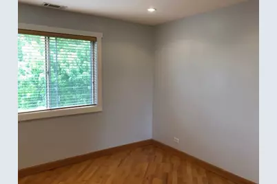 725 W Huntington Commons Road #401, Mount Prospect, IL 60056 - Photo 8