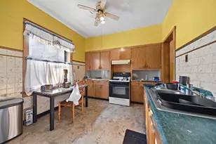 12045 S Eggleston Ave, Chicago, IL 60628 - Photo 2