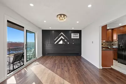 7242 W 86th Street #3A, Bridgeview, IL 60455 - Photo 2