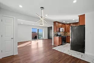 7242 W 86th St, Bridgeview, IL 60455 - Photo 4