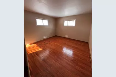 9 Cottonwood Street, Bloomington, IL 61701 - Photo 2