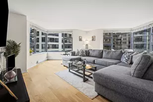 401 E Ontario St, Chicago, IL 60611 - Photo 4