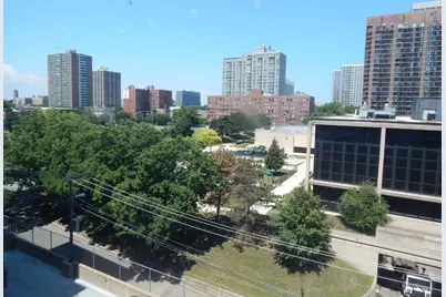 700 W Bittersweet Place #609, Chicago, IL 60613 - Photo 8