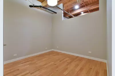 11 E Illinois Street #203, Chicago, IL 60611 - Photo 6